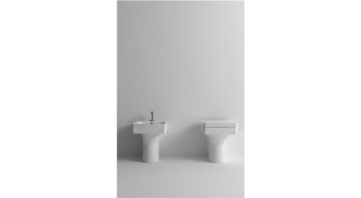 Vaso unico “PROLUNGATO” cod 3518, Bidet Monoforo cod 3521